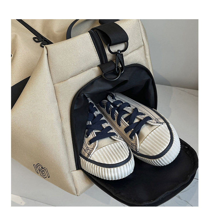 1pcs  Gym Bag for Men & Women, - Men'S Shoes Water Resistant recension och pris